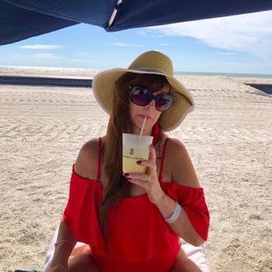 Meet your Posher, Carol